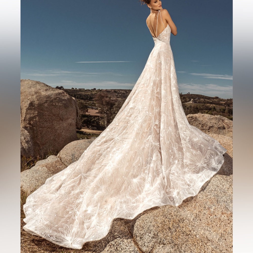Kitty Chen Couture Alanna bridal gown